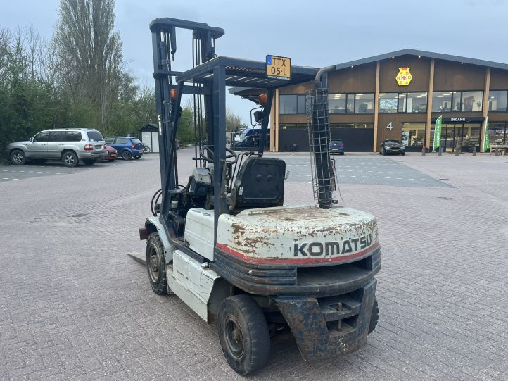 Komatsu FD 25 T -11 E  Heftruck