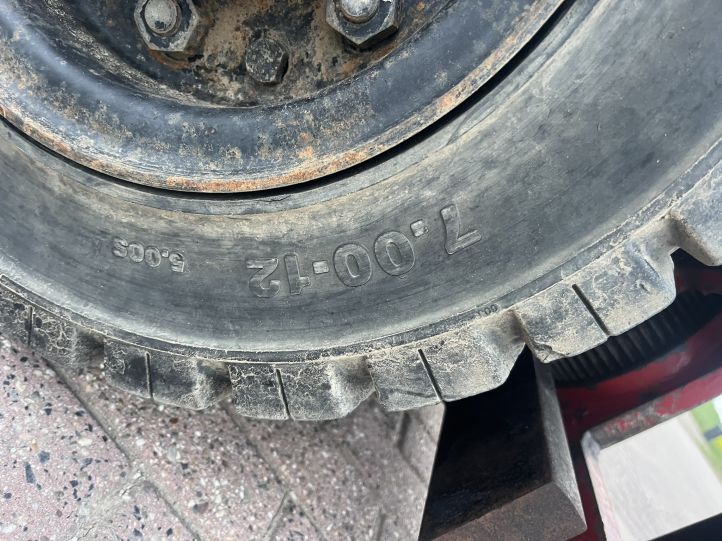 Komatsu FD 25 T -11 E  Heftruck