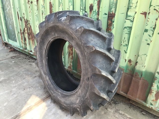 Band 16.9R28 Good Year