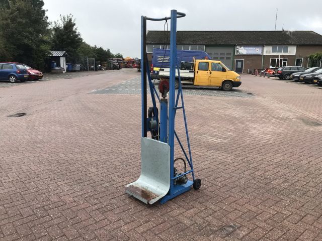 Zakkenlift elecktrisch/hydraulisch