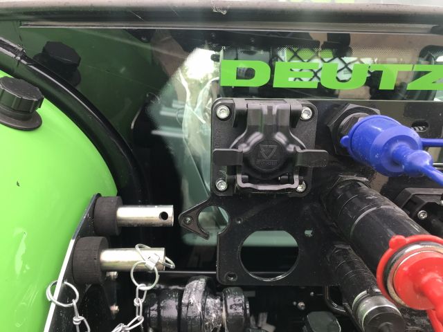 Deutz-Fahr 6140.4 TTV Tractor