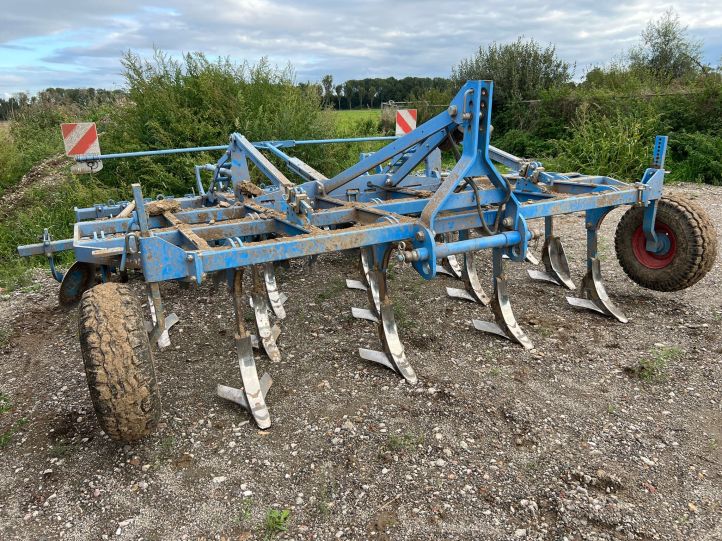 Lemken Karat 9/400 Cultivator