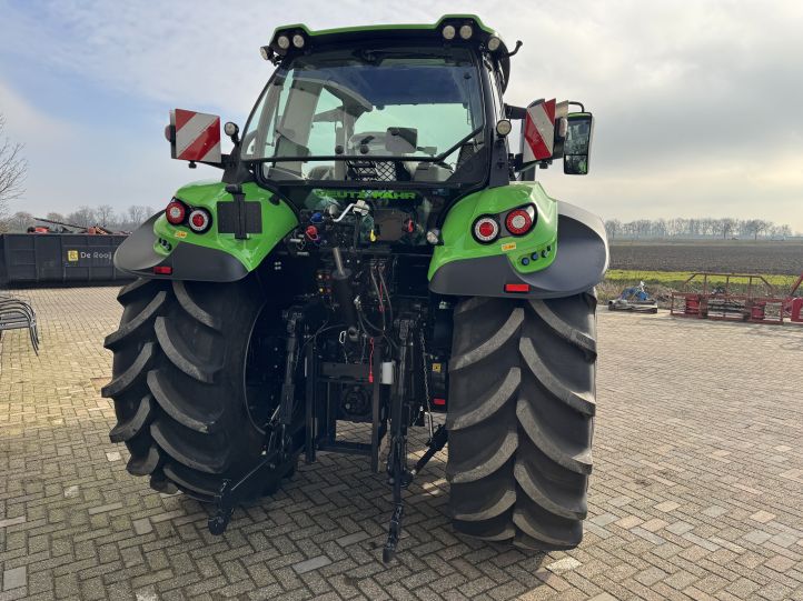 Deutz-Fahr Agrotron 6180 TTV Tractor
