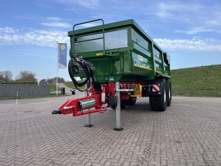 Kröger MUK303 Landbouwkipper 22T