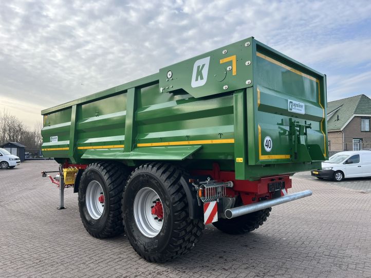 Kröger MUK303 Landbouwkipper 22T