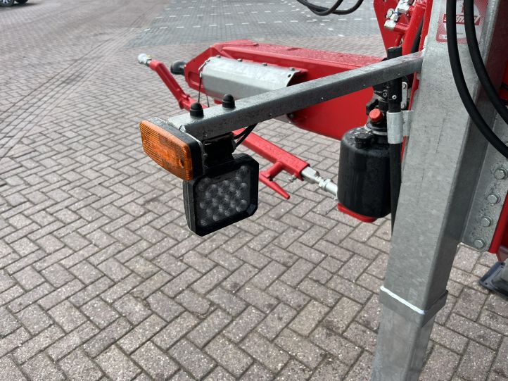 Kröger MUK303 Landbouwkipper 22T