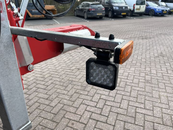 Kröger MUK303 Landbouwkipper 22T