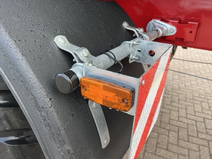 Kröger MUK303 Landbouwkipper 22T