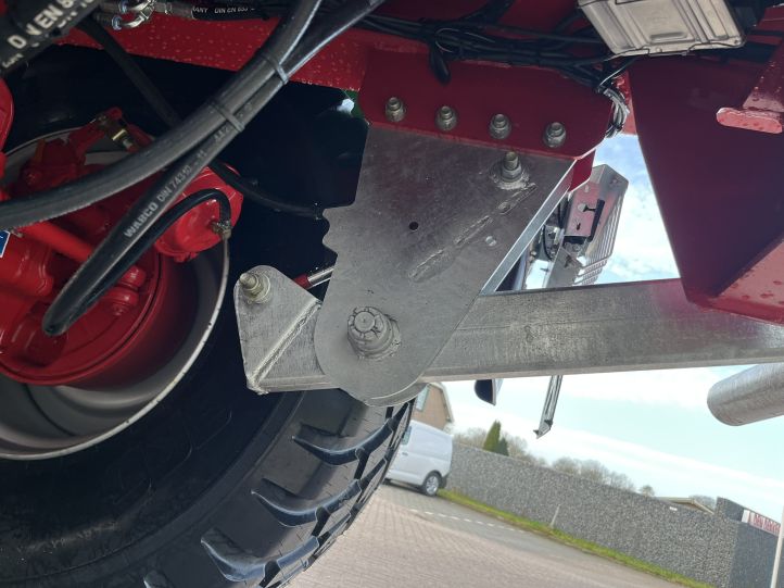 Kröger MUK303 Landbouwkipper 22T