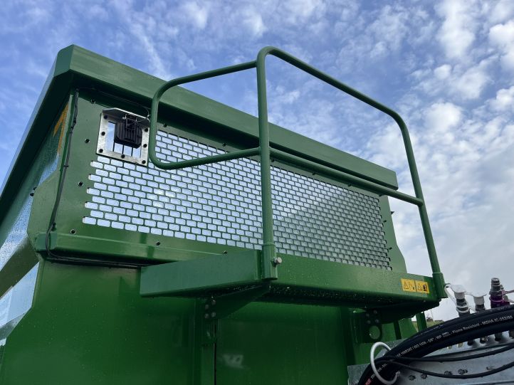 Kröger MUK303 Landbouwkipper 22T