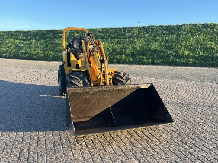 Giant V451 T Kniklader