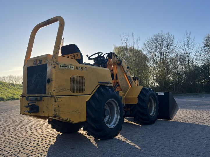 Giant V451 T Kniklader