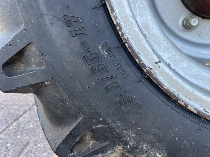 Giant V451 T Kniklader