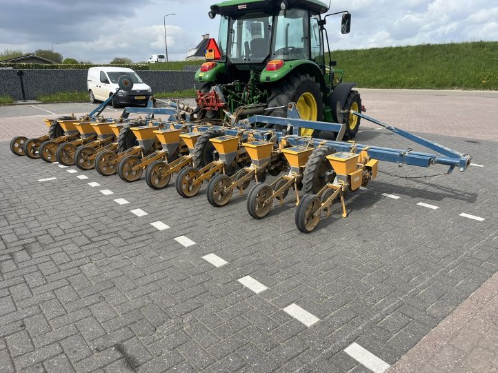 Kleine Bietenzaaimachine