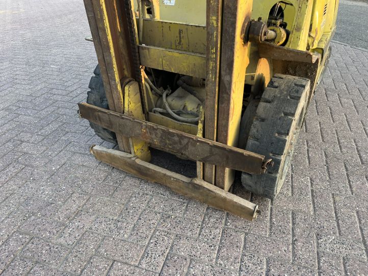 Mitsubishi FD 25 Heftruck