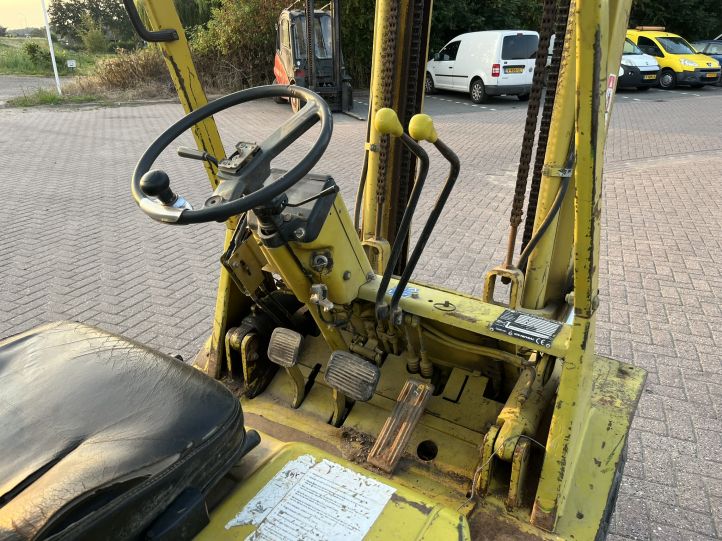 Mitsubishi FD 25 Heftruck