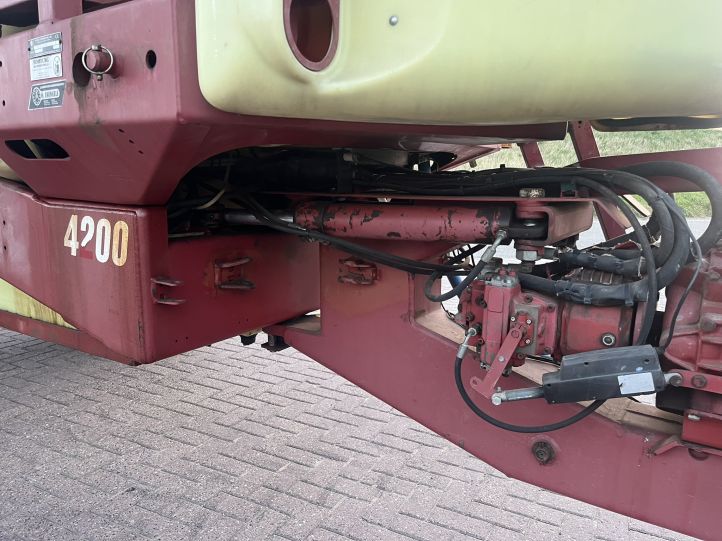 Hardi Commander Twin Force