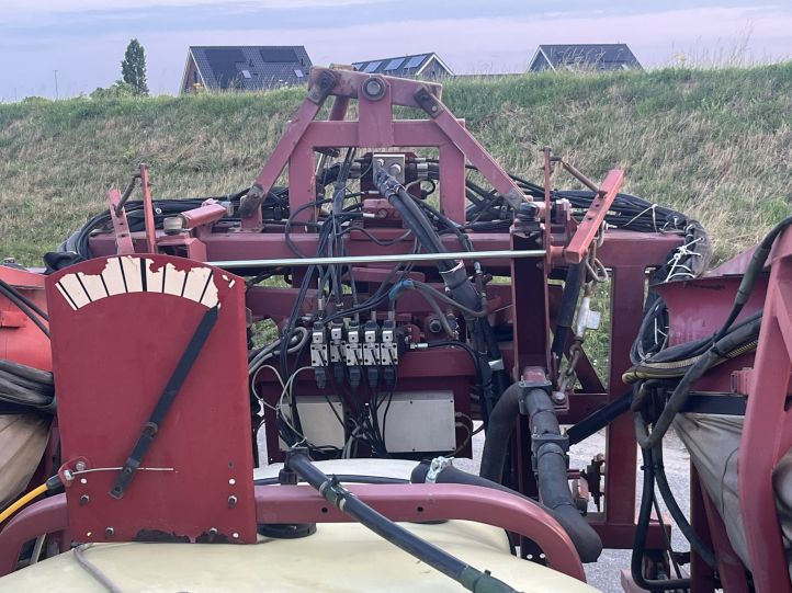 Hardi Commander Twin Force