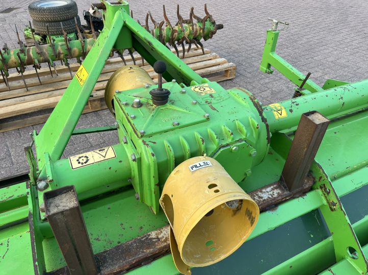 AVR Multivator