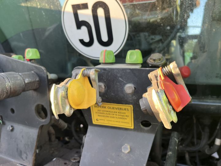 Deutz-Fahr Agrtron 150 Tractor
