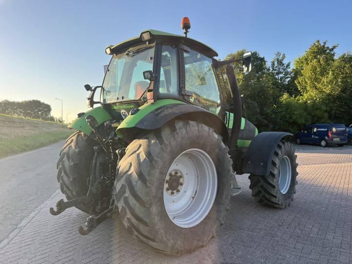 Deutz-Fahr Agrtron 150 Tractor